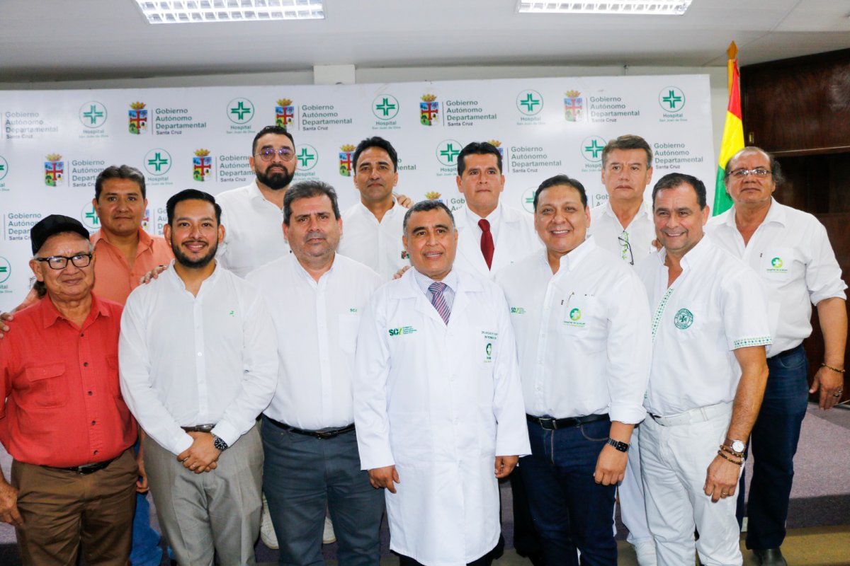 Pablo Toro fue posesionado como el director del hospital San Juan